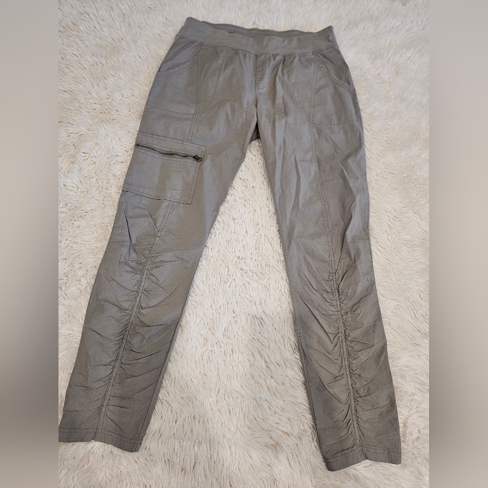 Women's Gray Cargo Pants